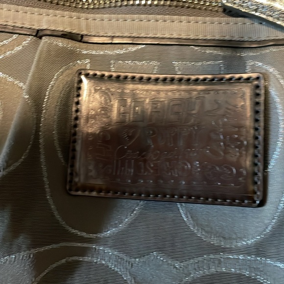Coach Silver Jacquard. 205 - Picture 5 of 17